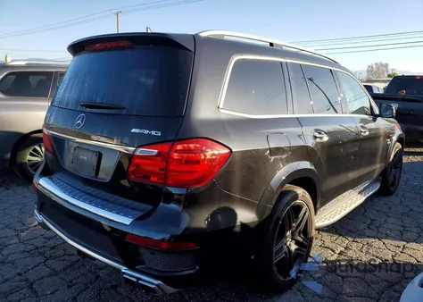 2016 Mercedes-Benz Gl 63 Amg z USA, uszkodzony, nr VIN 4JGDF7EE7GA668682